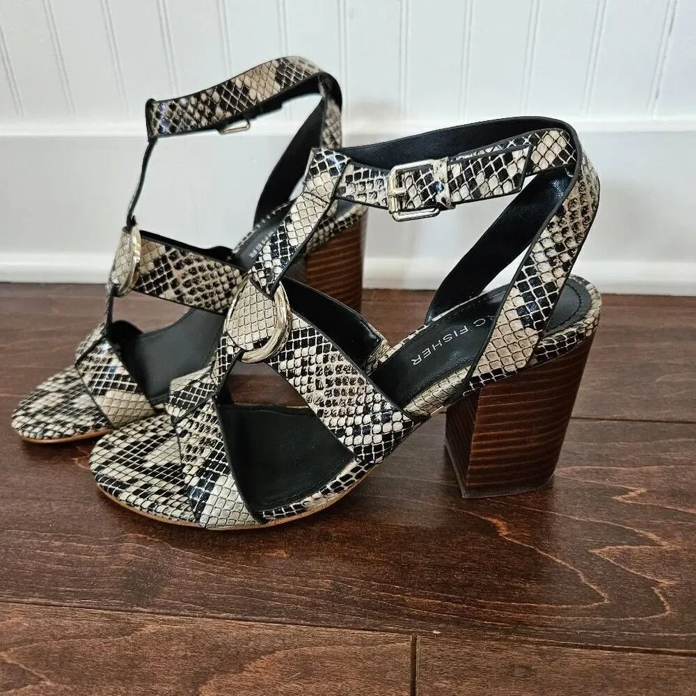 Marc Fisher Walina Heeled Sandals Women's Size 6M in Black/White Snake Print
